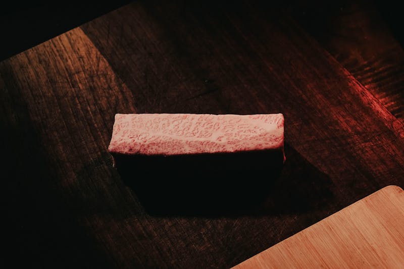 Dun gesneden wagyu rundvlees voor shabu-shabu